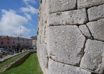 Umbria antica-Amelia-mura poligonali 2