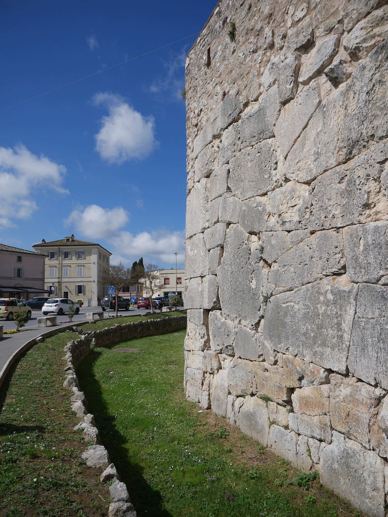 Umbria antica-Amelia-mura poligonali 5