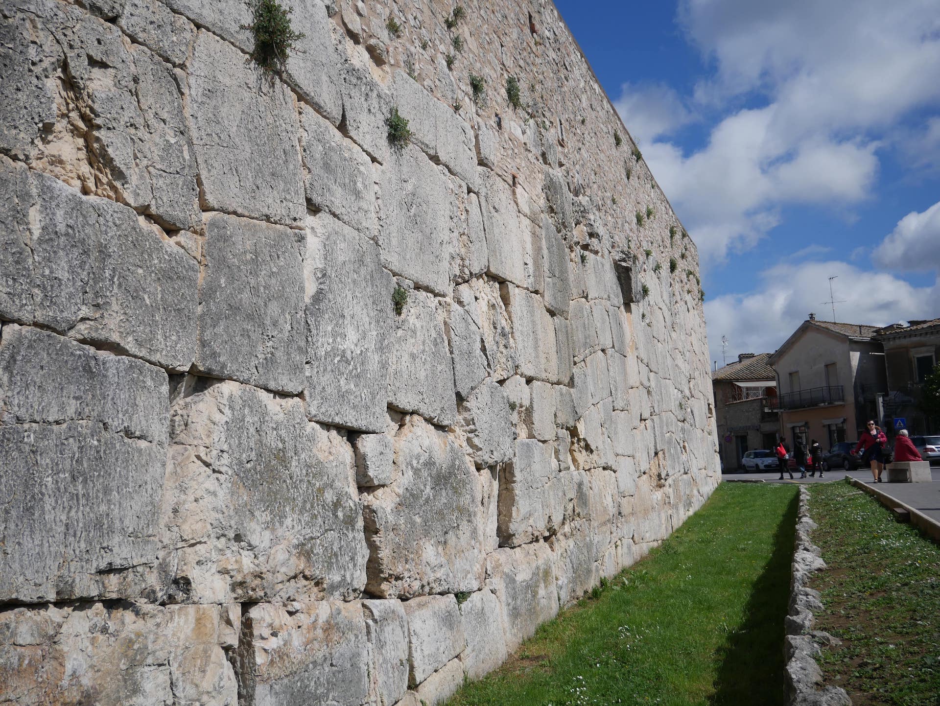 Umbria antica-Amelia-mura poligonali 6