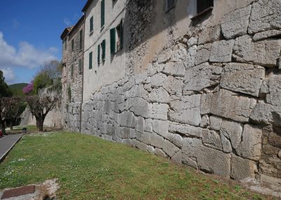 Umbria antica-Amelia-mura poligonali e stratificazioni storiche 2