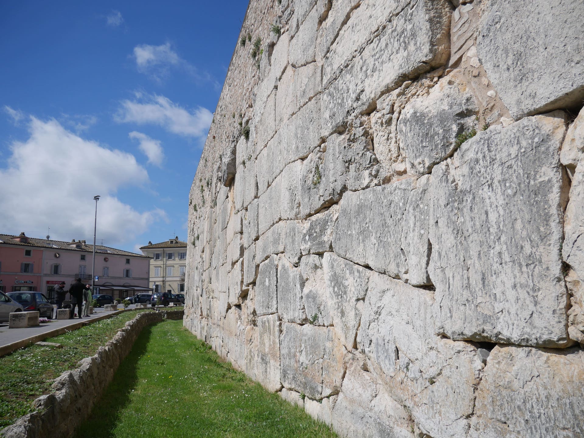 Mura poligonali di Amelia (altezza Porta Romana)