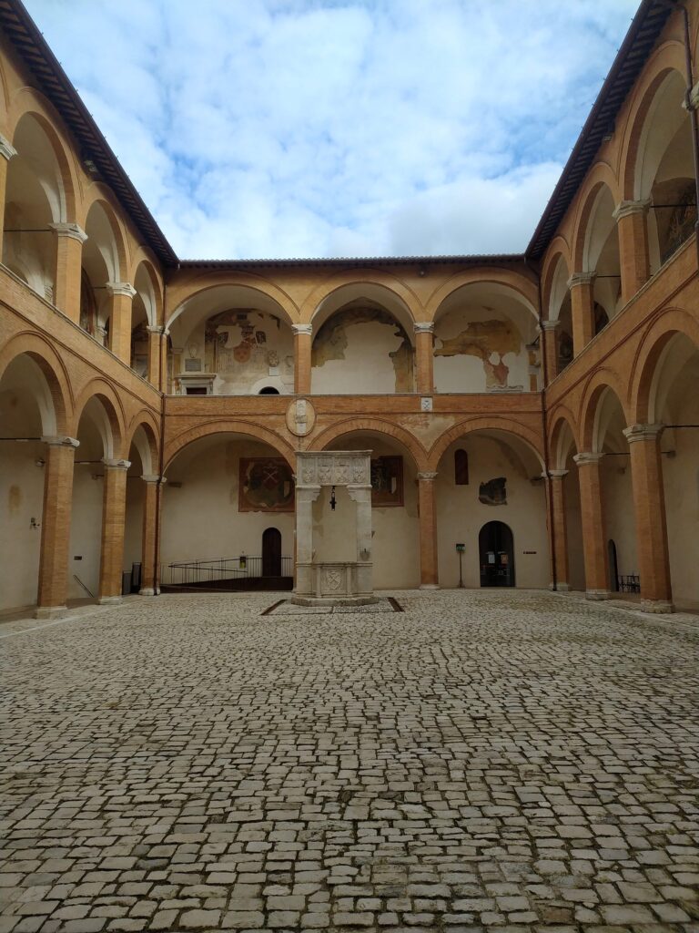 Cortile d'Onore, Rocca Albornoz di Spoleto