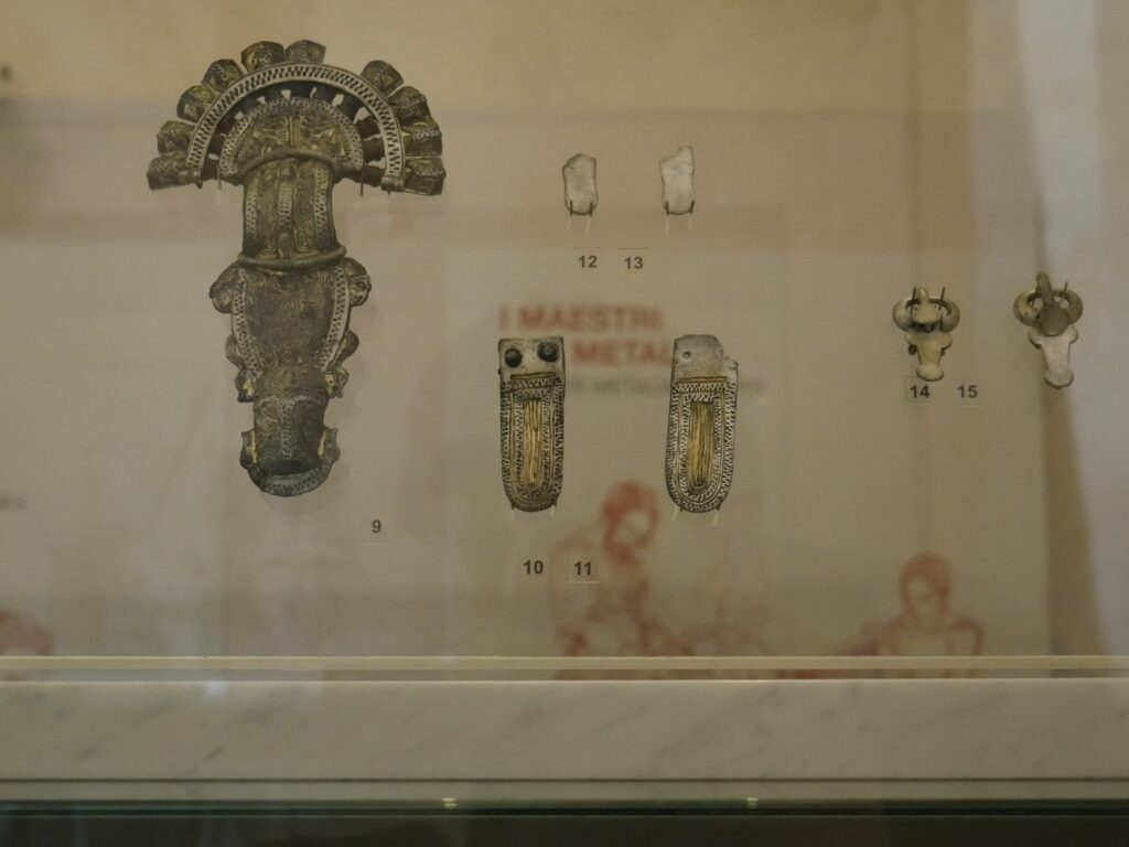 Museo Nazionale del Ducato di Spoleto - Dettagli vesti longobarde